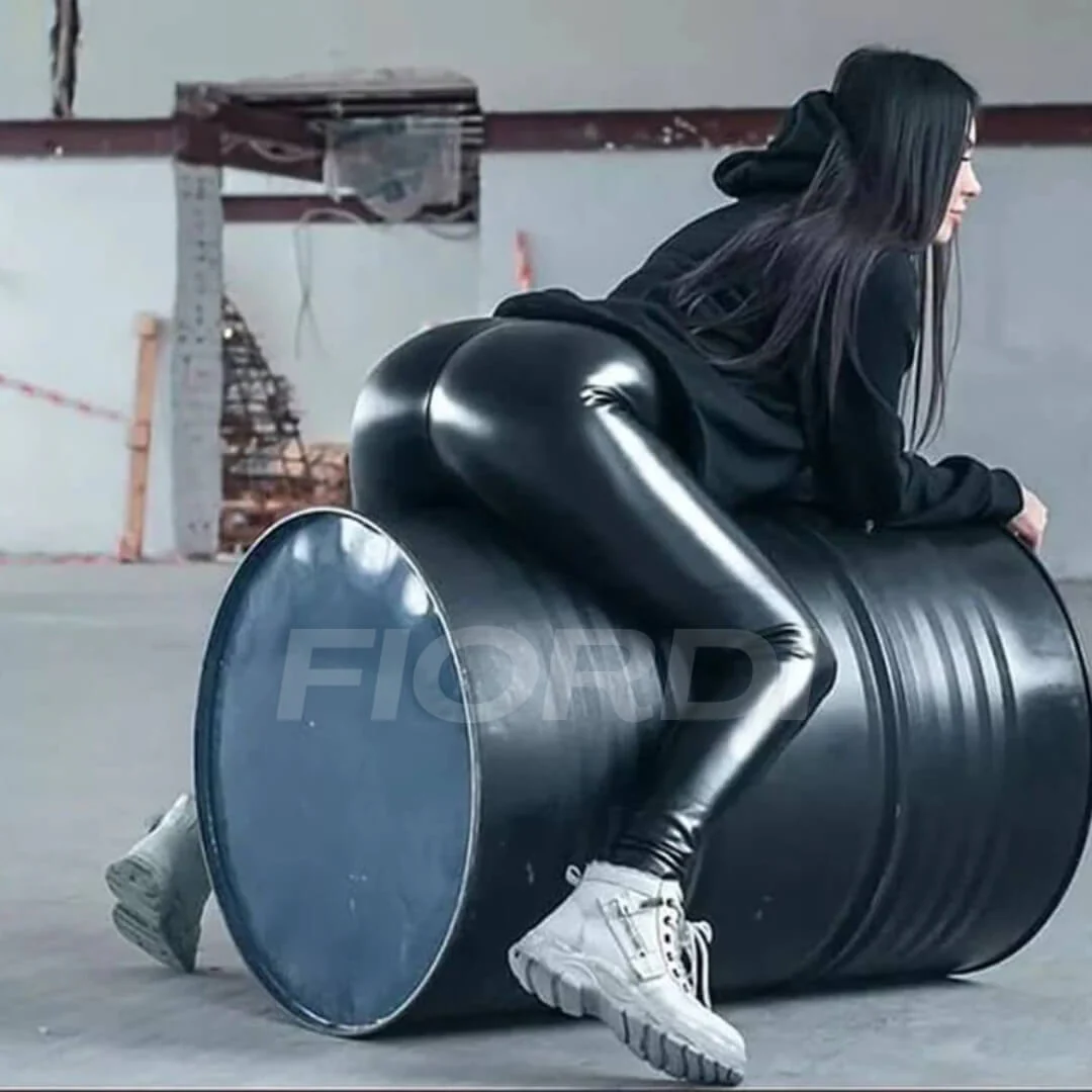 Calça de Couro Aveludada - HotLeg™ + Brinde Exclusivo - Image 8